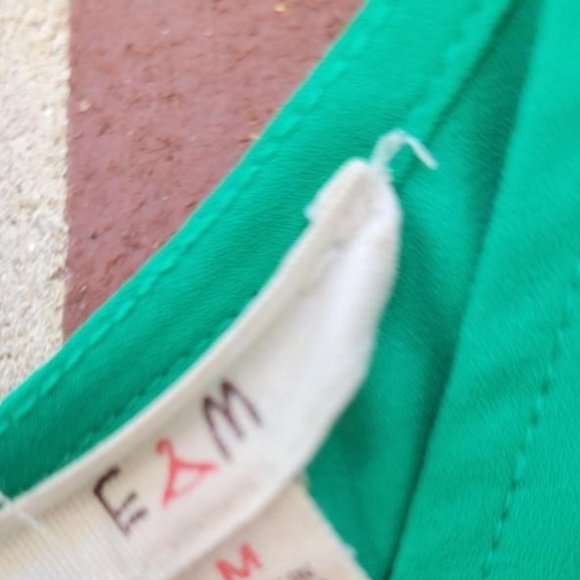 E & M - Black and Kelly Green Tank - Size M - Picture 4 of 4